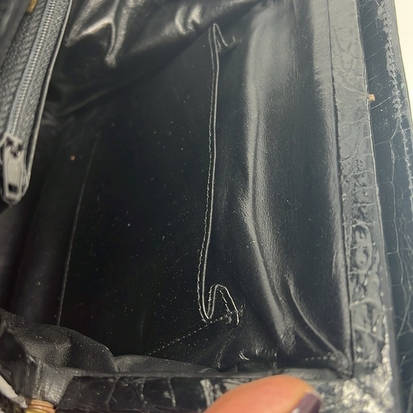 Large Structured Crocodile Shoulder Hand Bag - Picture 15 of 16